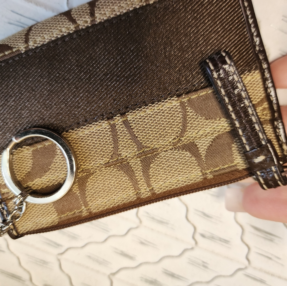 Coach Card Holder Key Ring - Picture 12 of 13